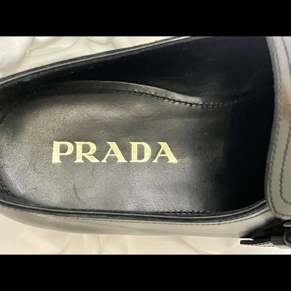 Prada “Brand New” Mens Dress Shoe. Size 8. Original Retail $850.00 - Picture 3 of 7